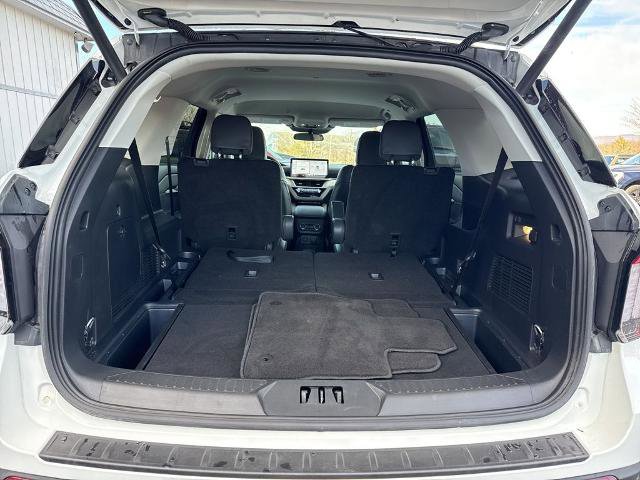 Certified 2025 Ford Explorer Active w/ Active Comfort Package AWD/4WD image 28
