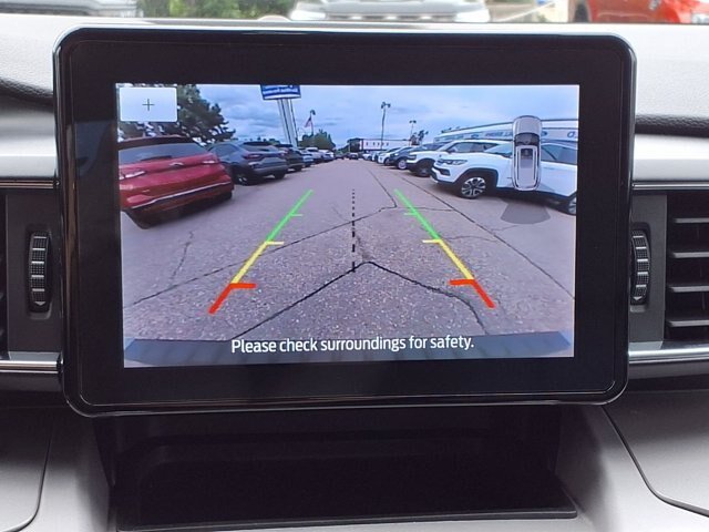 Certified 2024 Ford Explorer XLT w/ Equipment Group 202A AWD/4WD image 9