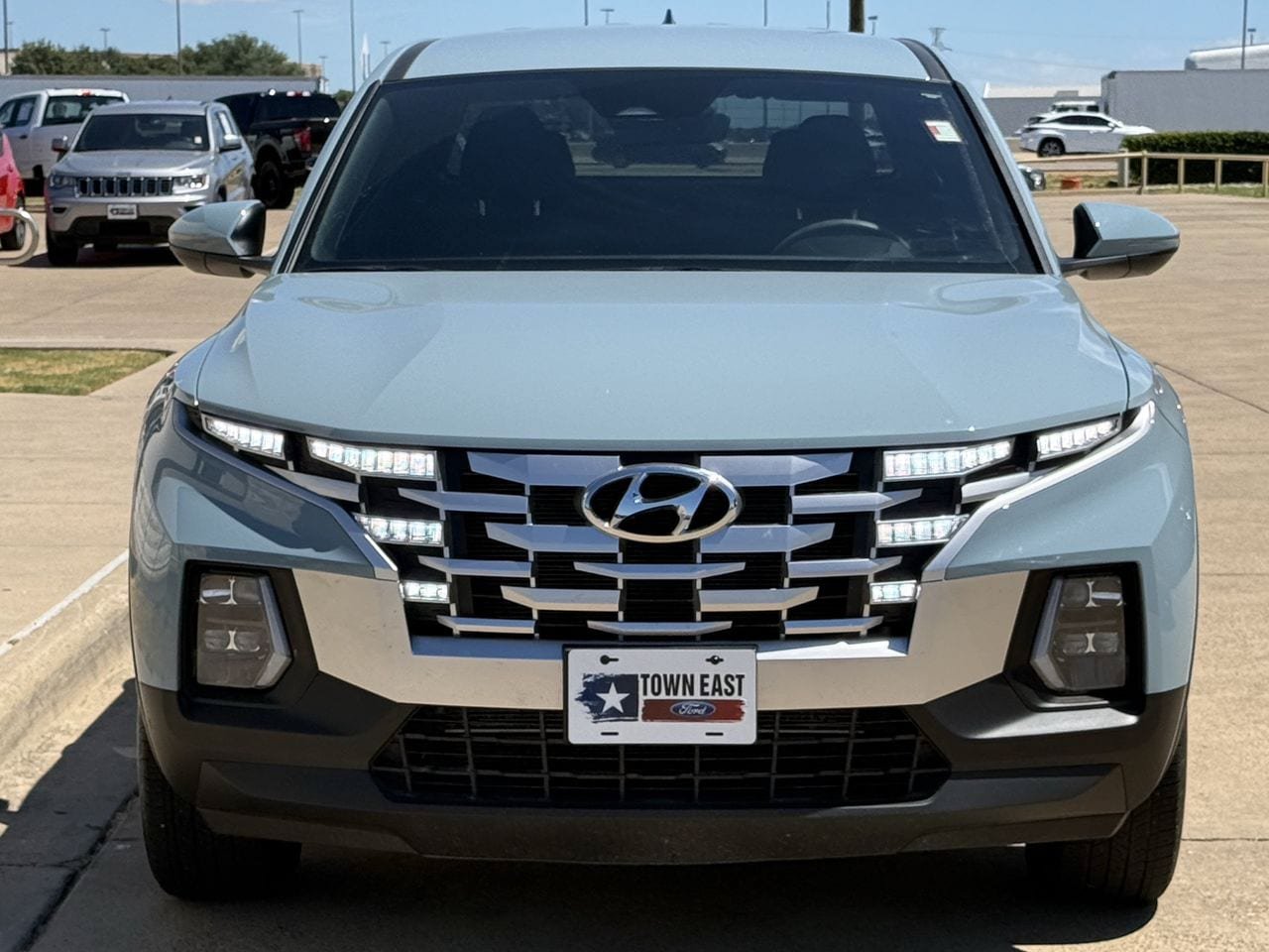 Used 2024 Hyundai Santa Cruz SEL AWD/4WD image 6