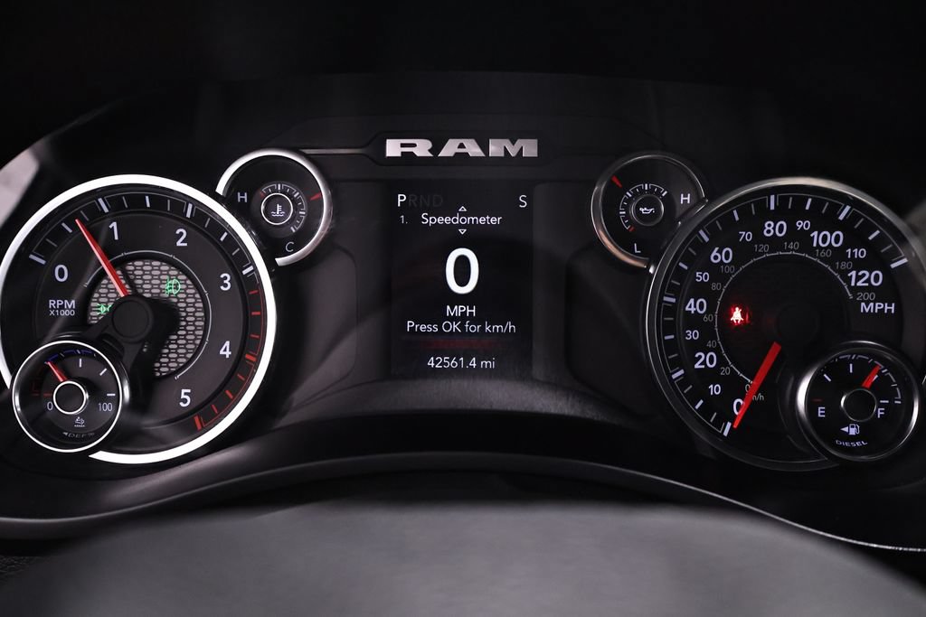 Used 2024 RAM 2500 Big Horn w/ Sport Appearance Package AWD/4WD image 22