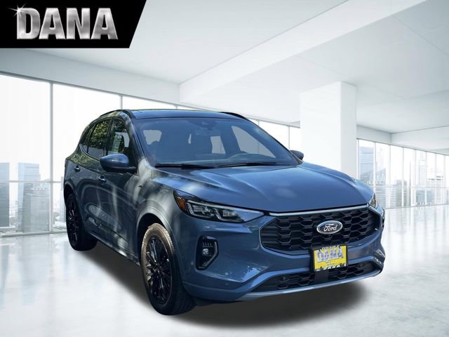 Certified 2023 Ford Escape ST-Line Elite w/ Premium Technology Package AWD/4WD image 1