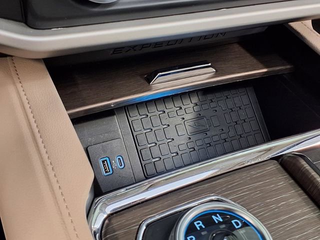 Certified 2023 Ford Expedition Max Limited AWD/4WD image 16