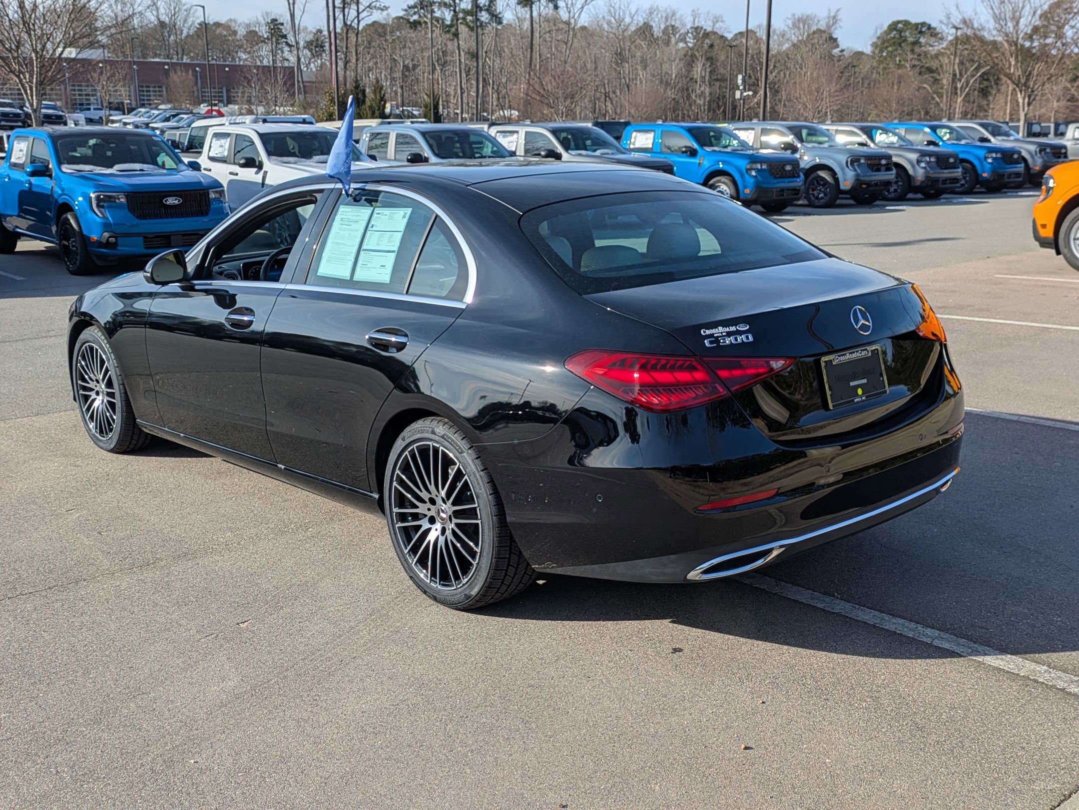 Used 2022 Mercedes-Benz C 300 Sedan image 4