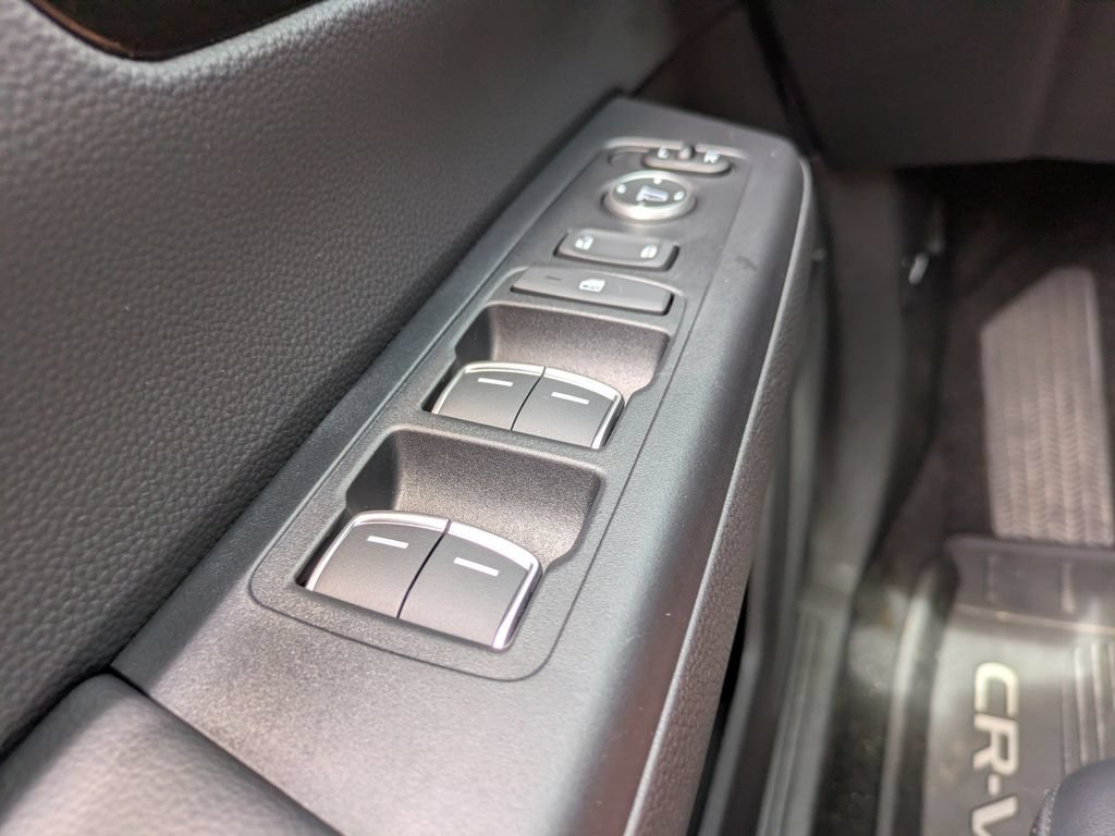Used 2025 Honda CR-V Sport Touring image 26
