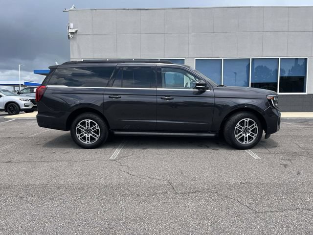Certified 2025 Ford Expedition Max Active AWD/4WD image 3