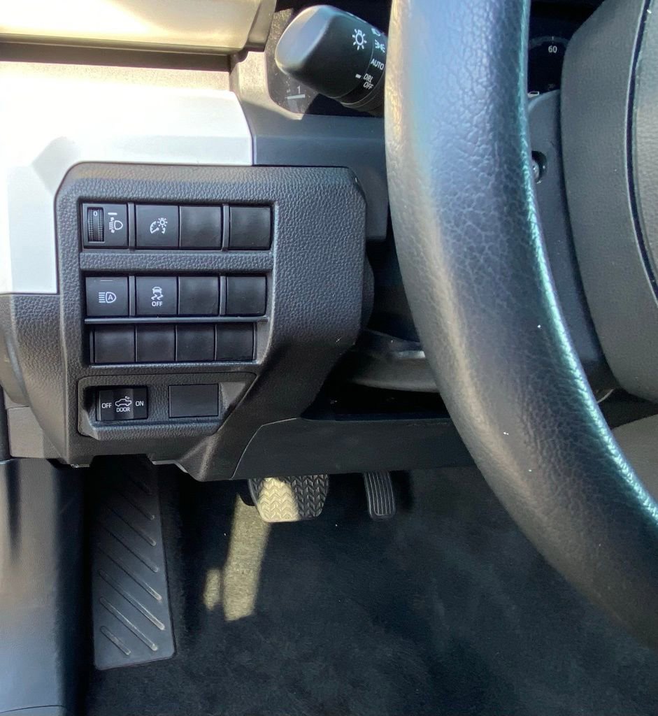 Used 2024 Toyota Tacoma TRD Off-Road image 12