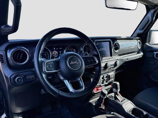 Used 2022 Jeep Wrangler Unlimited Rubicon w/ Cold Weather Group AWD/4WD image 9