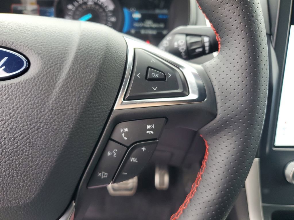 Certified 2024 Ford Edge ST-Line image 21