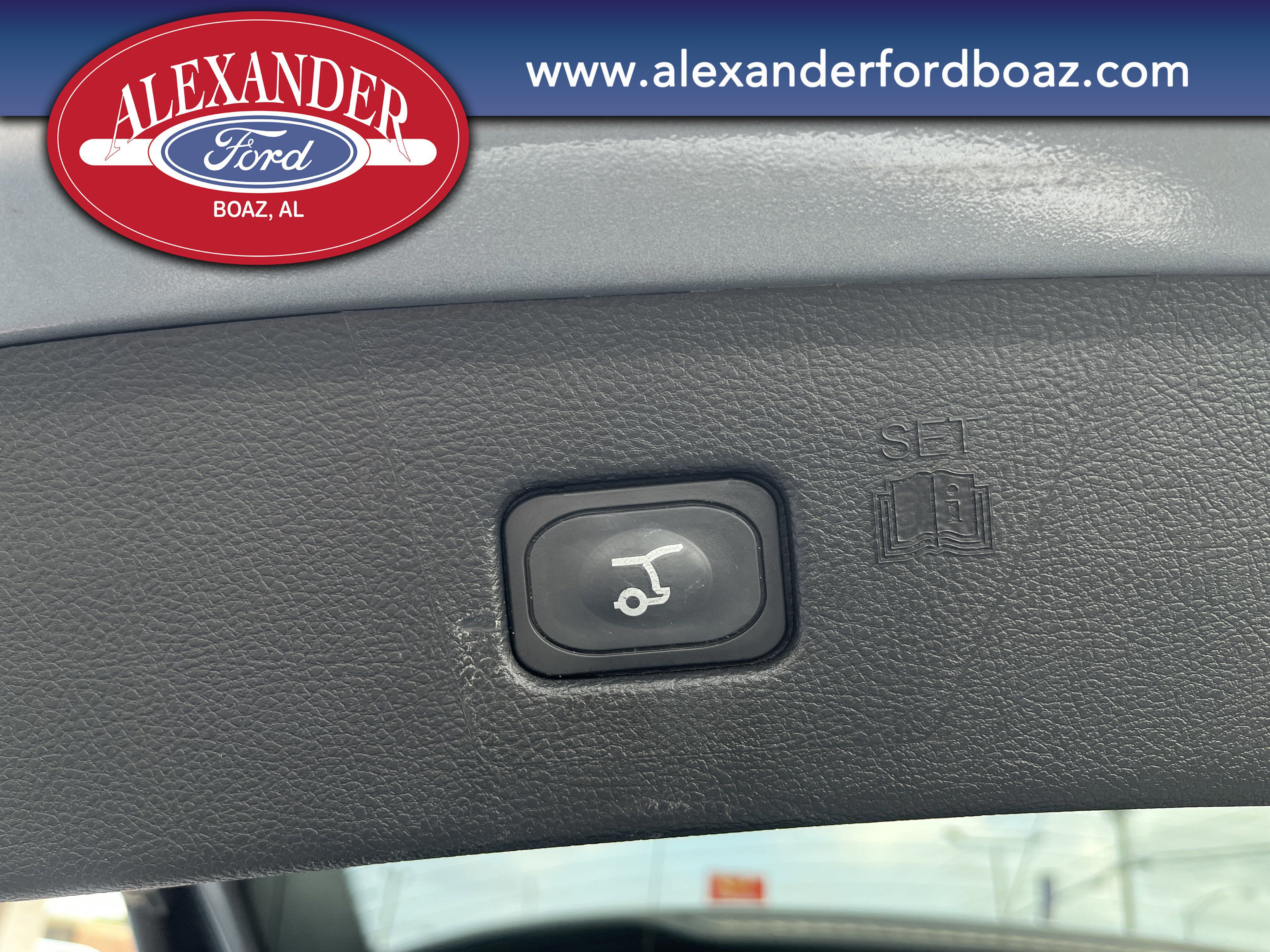 Certified 2024 Ford Edge Titanium image 19