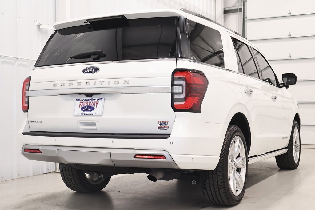 Certified 2024 Ford Expedition Platinum image 6