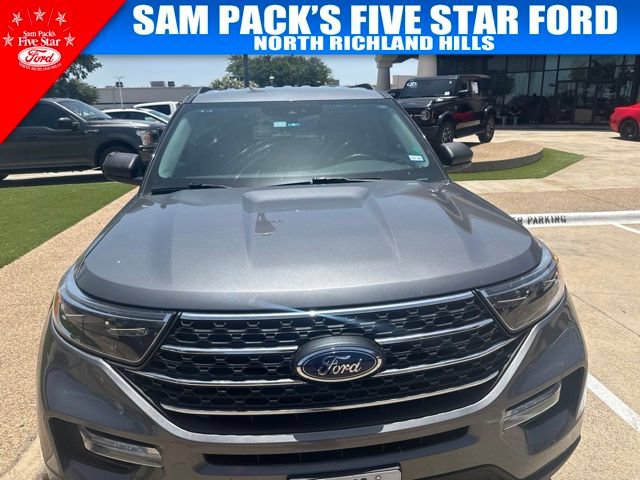 Certified 2023 Ford Explorer XLT w/ Equipment Group 202A RWD image 2