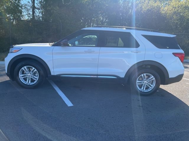 Certified 2023 Ford Explorer XLT image 2