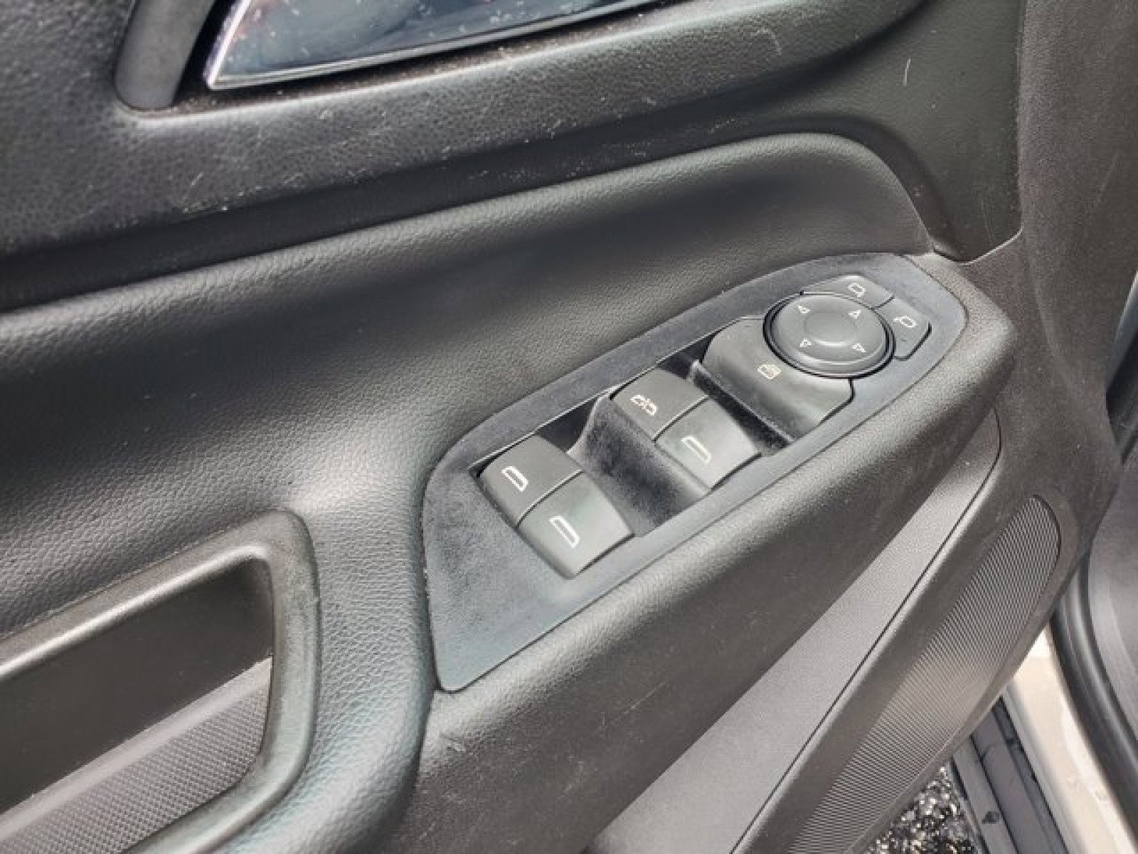 Used 2019 Chevrolet Equinox LT image 13