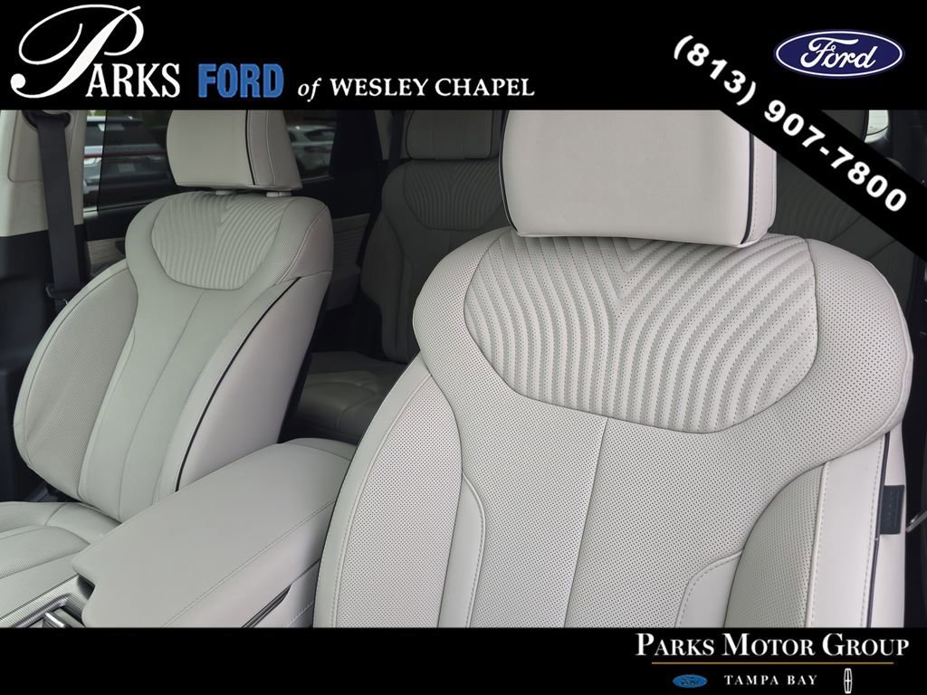 Used 2025 Hyundai Palisade Calligraphy image 20