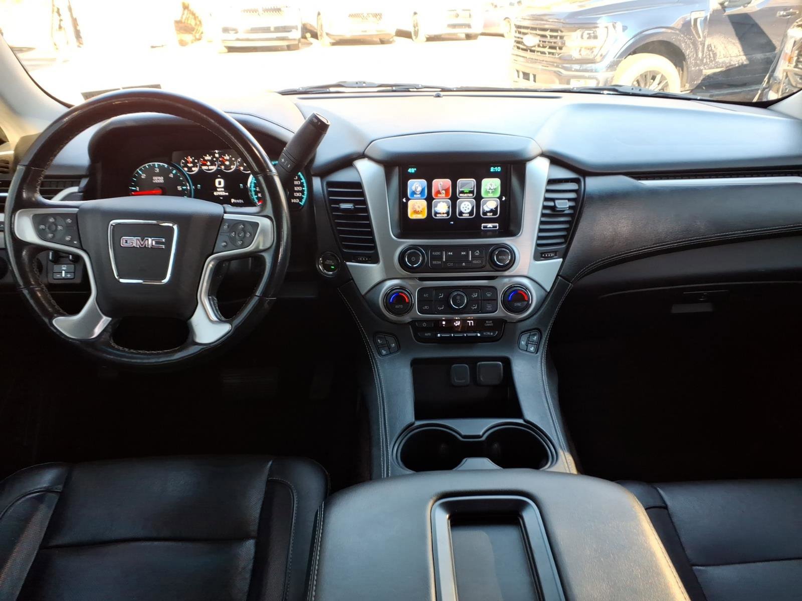 Used 2019 GMC Yukon XL SLT w/ Graphite Performance Edition image 13