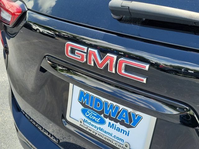 Used 2023 GMC Terrain SLE w/ Driver Convenience Package FWD image 7