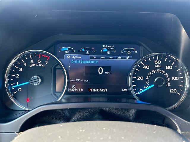 Certified 2017 Ford F150 Lariat image 21