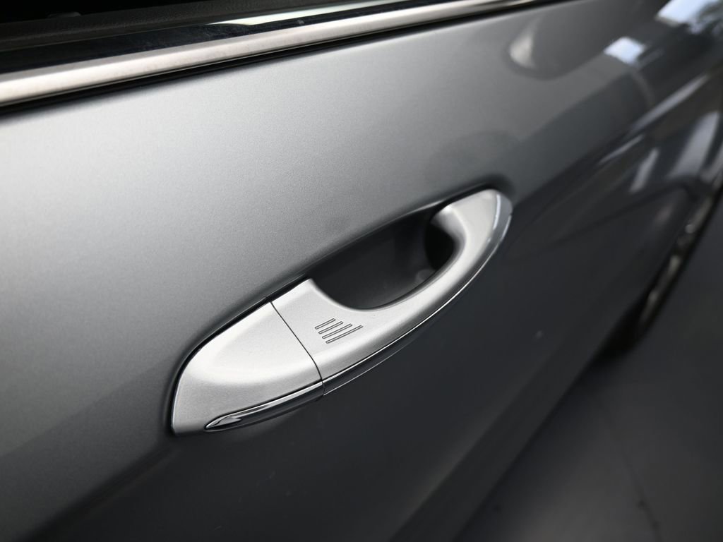 Certified 2022 Ford Edge Titanium w/ Equipment Group 301A image 60