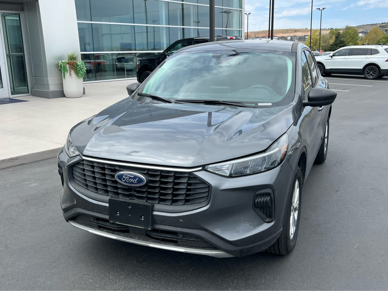 Certified 2025 Ford Escape Active AWD/4WD image 2