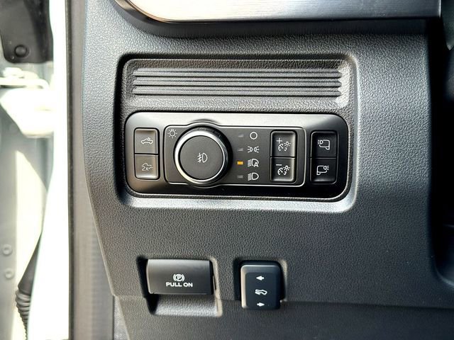 Certified 2025 Ford F250 Lariat w/ Lariat Ultimate Package AWD/4WD image 14