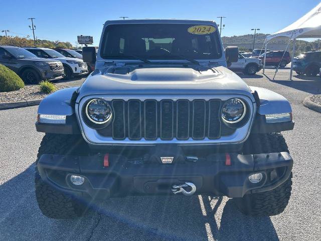Used 2024 Jeep Wrangler Unlimited Rubicon AWD/4WD image 8