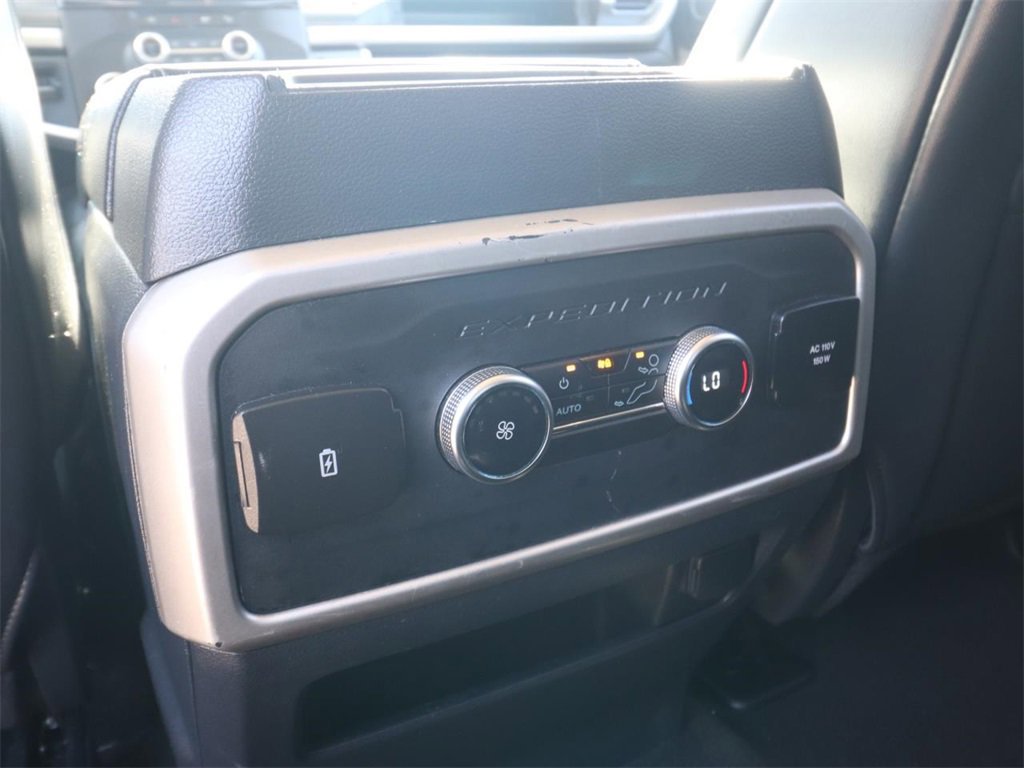 Certified 2024 Ford Expedition XLT image 12