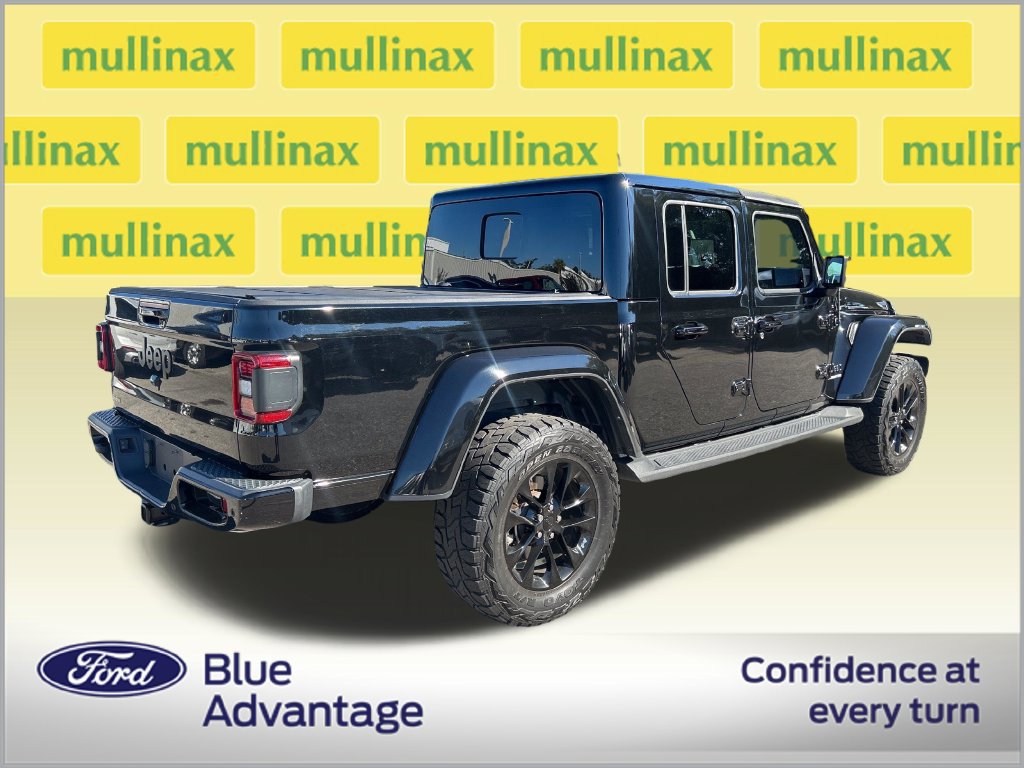 Used 2022 Jeep Gladiator Overland AWD/4WD image 2