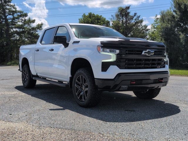 Used 2025 Chevrolet Silverado 1500 LT Trail Boss w/ Convenience Package II AWD/4WD image 1