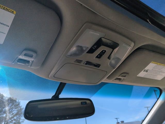 Used 2017 Toyota Sienna L image 22