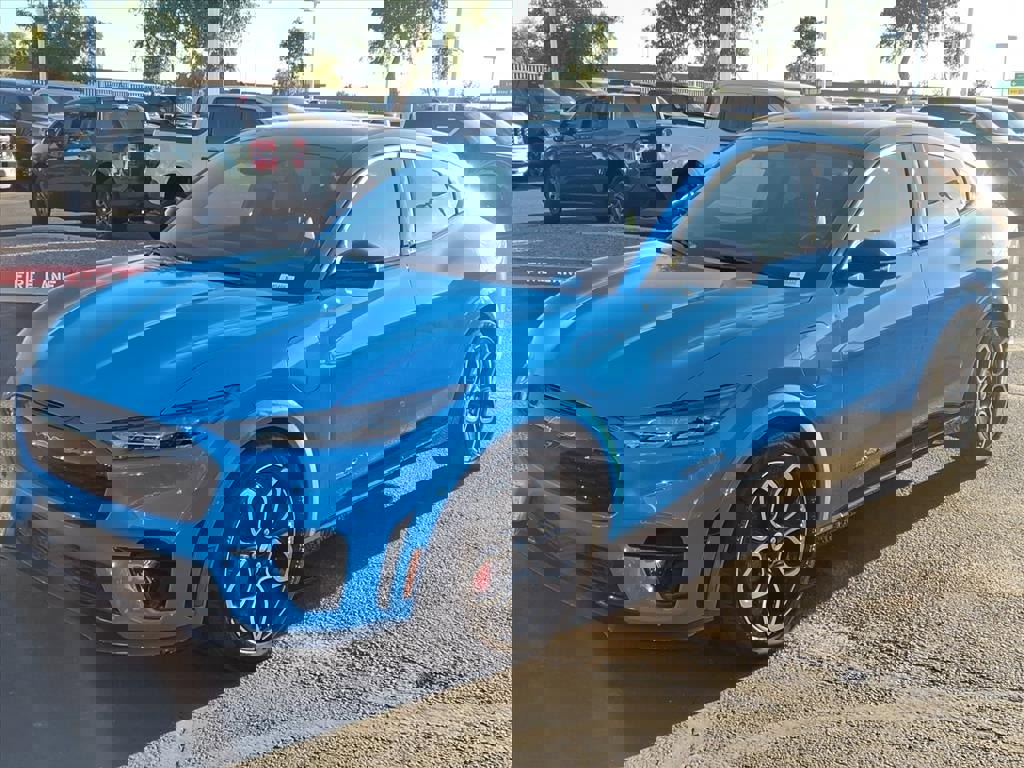 Certified 2022 Ford Mustang Mach-E GT image 8