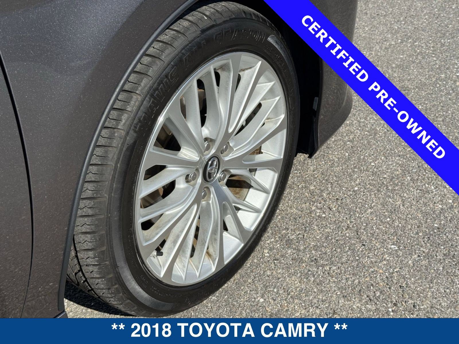 Used 2018 Toyota Camry XLE image 12