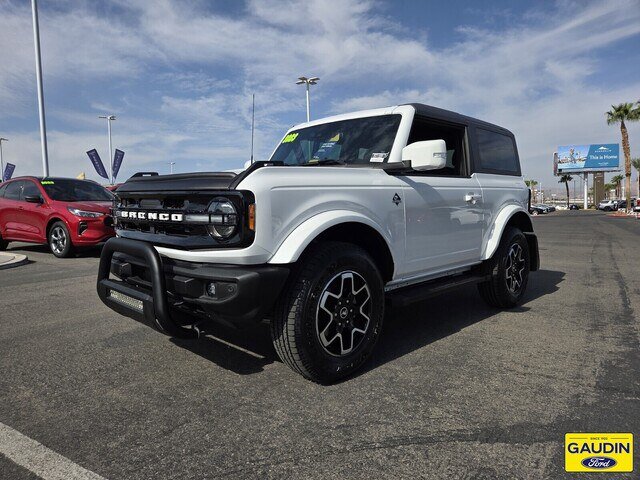 Certified 2023 Ford Bronco Outer Banks AWD/4WD image 3