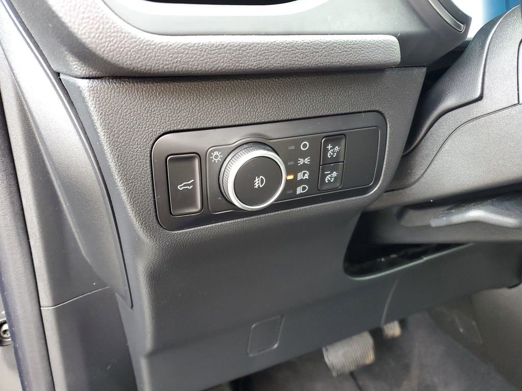 Certified 2025 Ford Escape Platinum AWD/4WD image 13