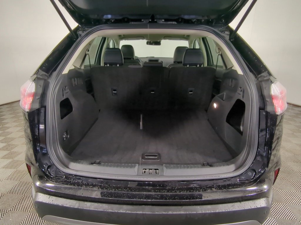 Certified 2024 Ford Edge SEL image 11