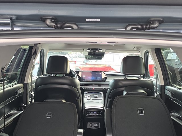 Used 2024 Hyundai Palisade SEL w/ Premium Package FWD image 10