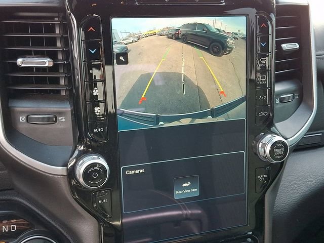Used 2022 RAM 1500 Big Horn AWD/4WD image 19