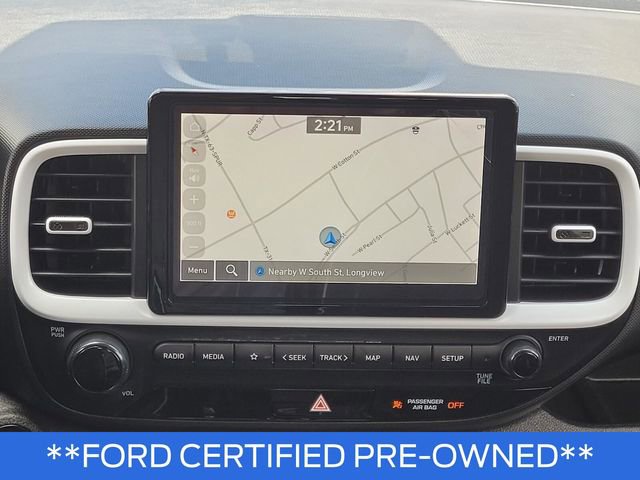 Used 2023 Hyundai Venue Limited FWD image 24