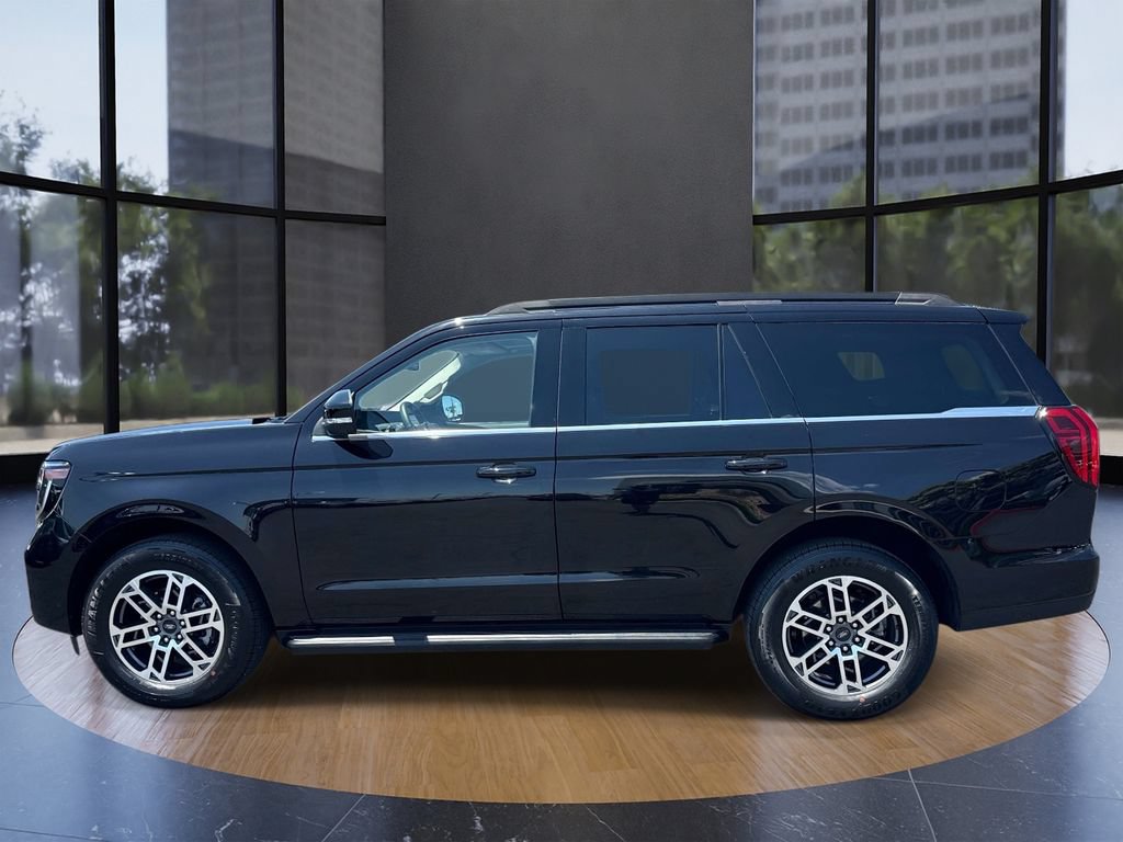 Certified 2025 Ford Expedition Active RWD image 5