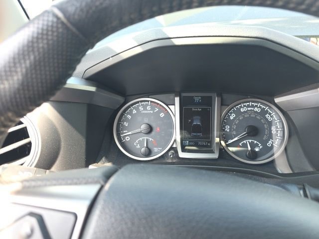 Used 2018 Toyota Tacoma SR5 image 5