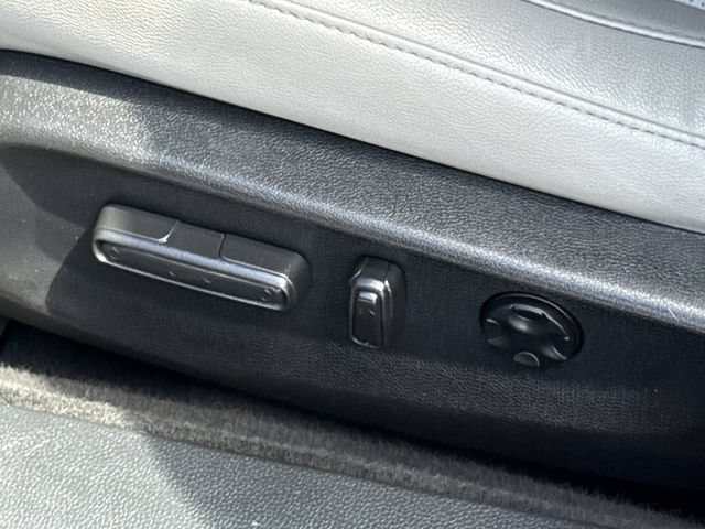 Used 2018 Honda Accord Touring image 29