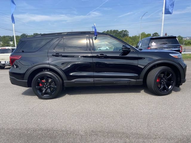 Certified 2023 Ford Explorer ST w/ Equipment Group 401A AWD/4WD image 2