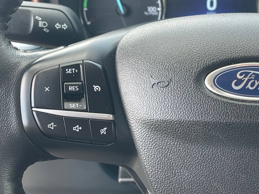 Certified 2022 Ford Maverick Lariat FWD image 18