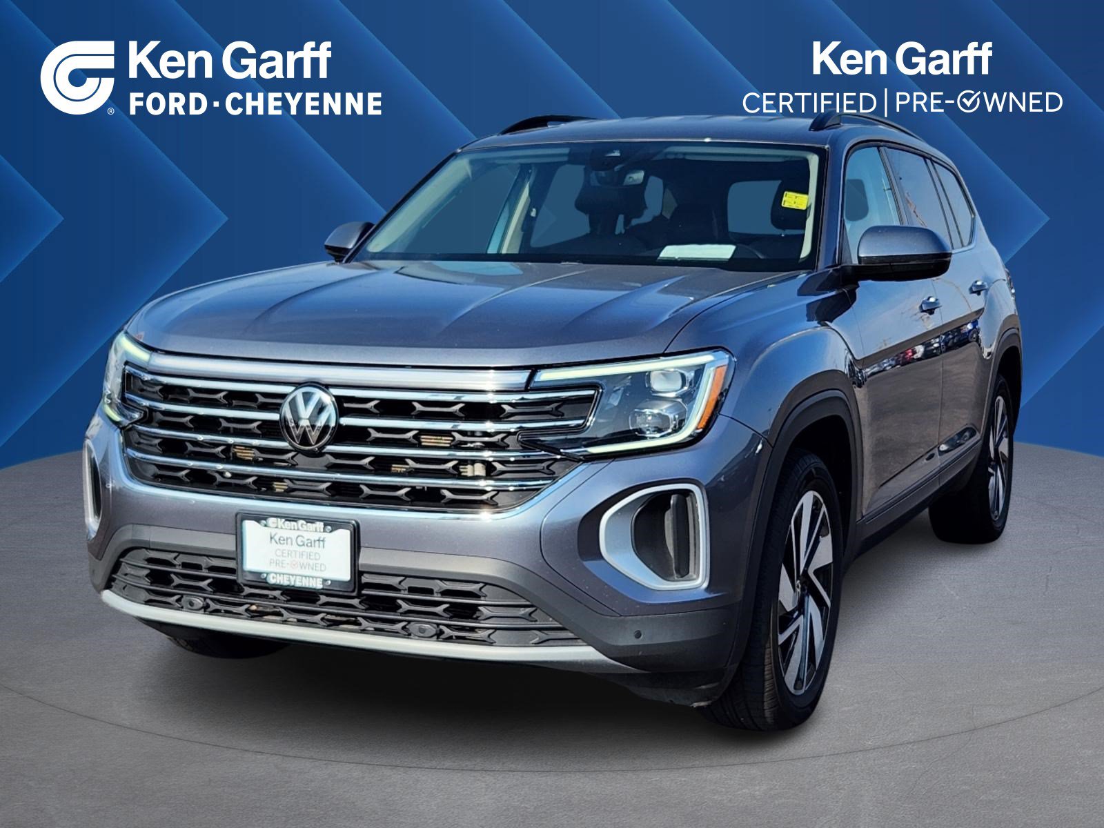 Used 2024 Volkswagen Atlas SE AWD/4WD image 1
