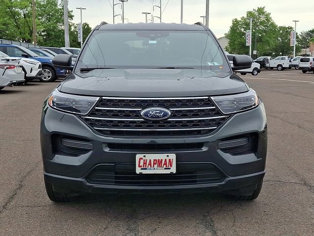 Certified 2023 Ford Explorer XLT AWD/4WD image 2