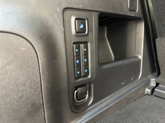 Certified 2025 Ford Expedition Active image 19