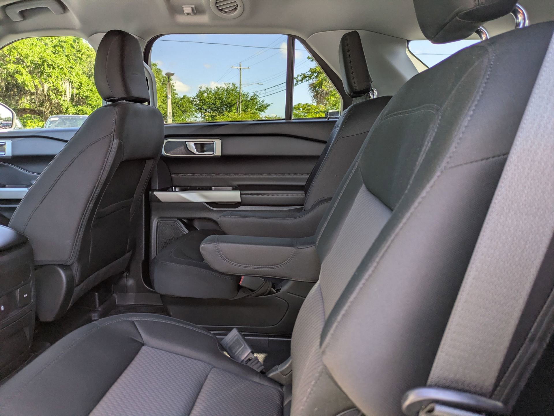 Certified 2023 Ford Explorer XLT AWD/4WD image 18