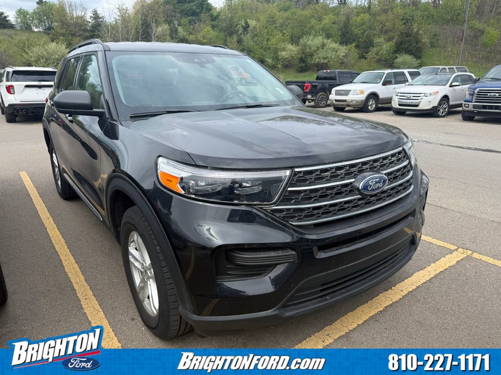 Certified 2024 Ford Explorer XLT AWD/4WD image 1