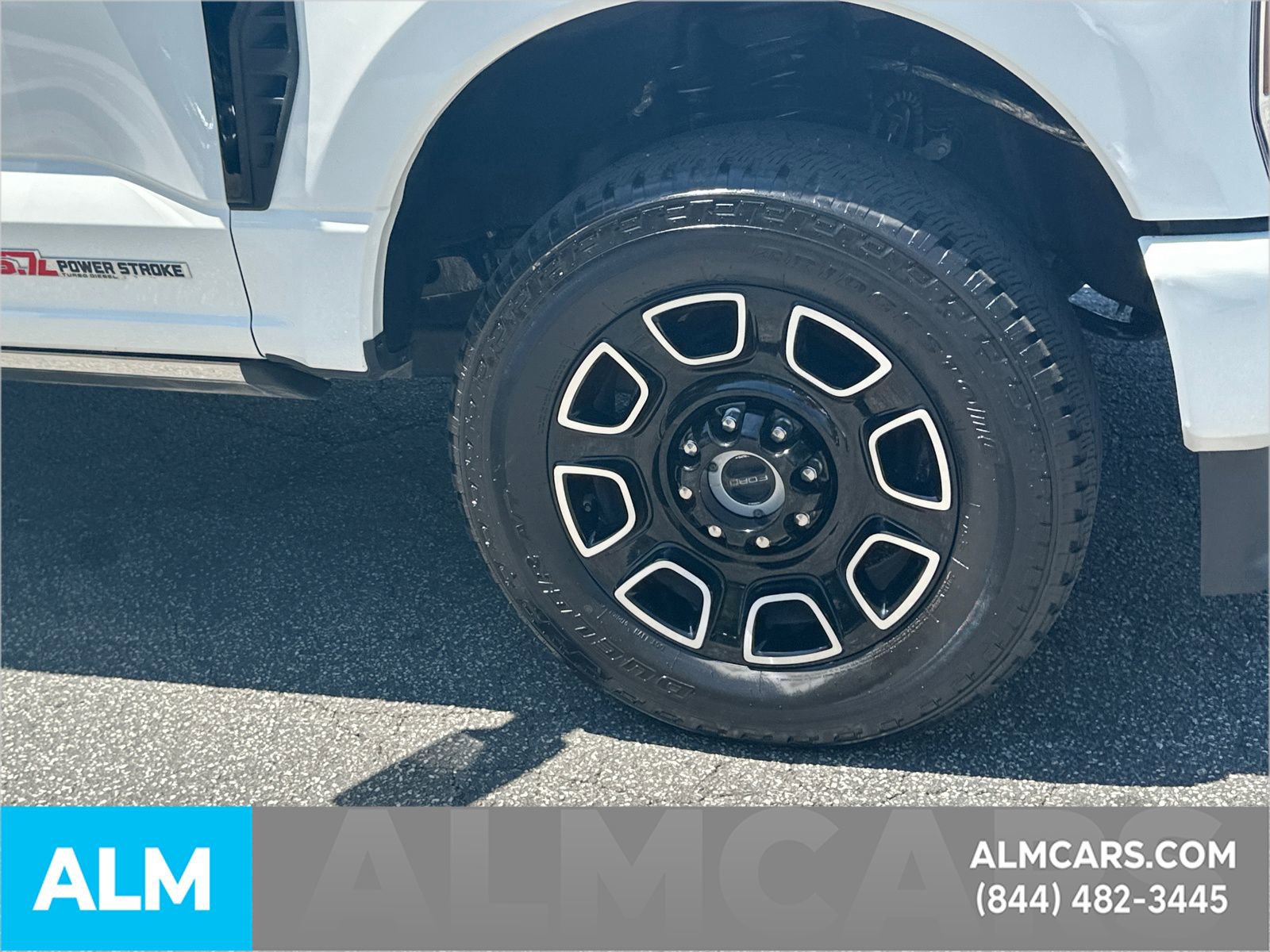 Certified 2025 Ford F350 Platinum AWD/4WD image 32