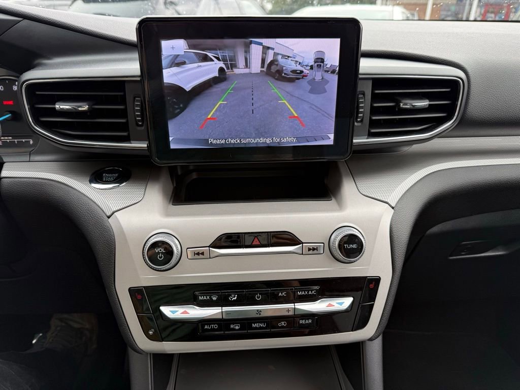 Certified 2023 Ford Explorer XLT w/ Equipment Group 202A image 21