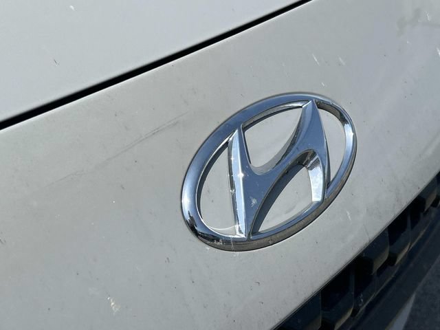Used 2022 Hyundai Kona SEL w/ Convenience Package FWD image 5